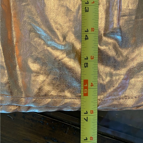 ALC Linen Metallic Rose Gold Shorts - Picture 4 of 12